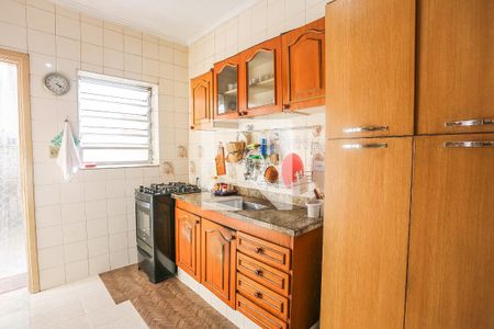 Casa à venda com 88m², 4 quartos e 2 vagas Casa à venda com 88m², 4 quartos e 2 vagasCozinhaCozinha