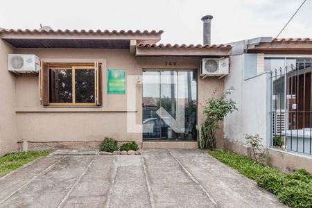 Casa à venda com 54m², 3 quartos e 2 vagasGaragem