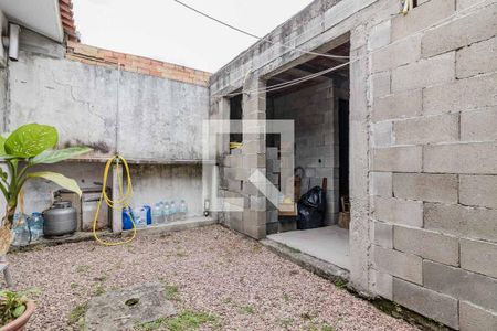 Casa à venda com 54m², 3 quartos e 2 vagasQuintal