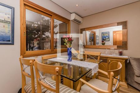 Sala de casa à venda com 3 quartos, 54m² em Hípica, Porto Alegre