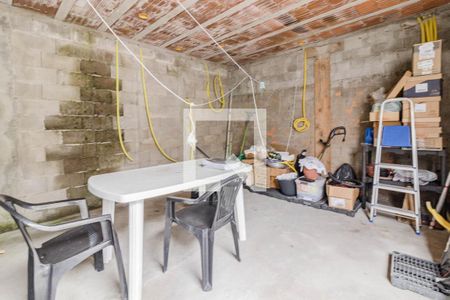 Casa à venda com 54m², 3 quartos e 2 vagasEdicula Fundos