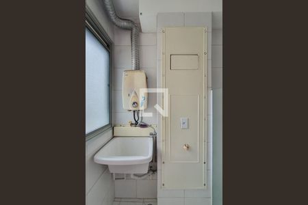 Apartamento à venda com 48m², 2 quartos e 1 vaga Apartamento à venda com 48m², 2 quartos e 1 vagaÁrea de serviço