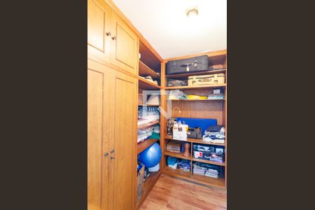 Casa para alugar com 400m², 4 quartos e 4 vagasDepósito