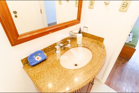 Casa para alugar com 400m², 4 quartos e 4 vagasBanheiro da Suíte 4