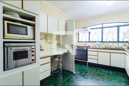 Casa para alugar com 400m², 4 quartos e 4 vagasCozinha