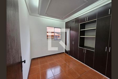 Quarto de apartamento à venda com 3 quartos, 120m² em Amazonas, Contagem