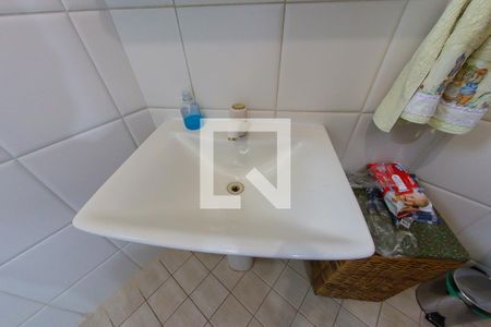 Casa à venda com 200m², 3 quartos e 3 vagasBanheiro da Suite