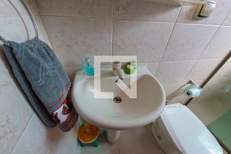 Casa à venda com 200m², 3 quartos e 3 vagasBanheiro