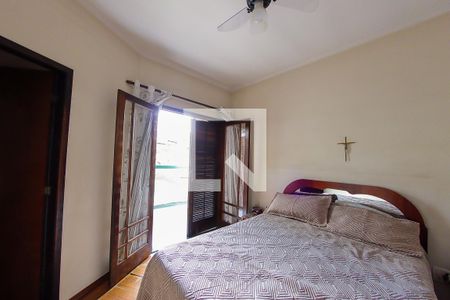 Casa à venda com 200m², 3 quartos e 3 vagasSuite