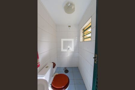 Casa à venda com 200m², 3 quartos e 3 vagasBanheiro de Serviço