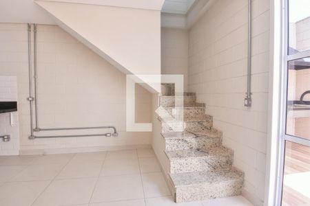 Escada de casa de condomínio à venda com 2 quartos, 110m² em Vila Alpina, São Paulo