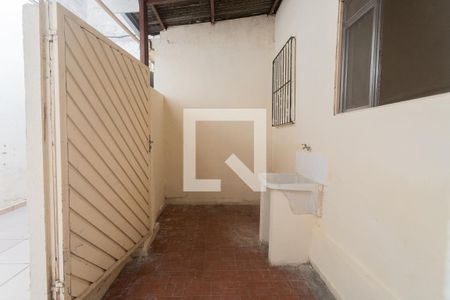 Casa para alugar com 50m², 2 quartos e sem vagaÁrea de Serviço