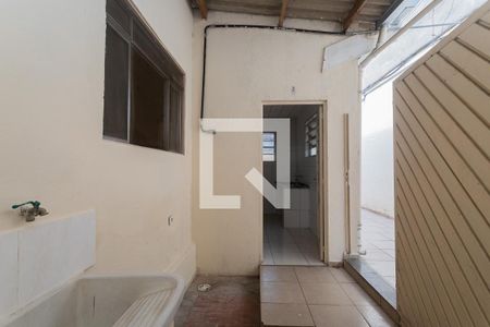 Casa para alugar com 50m², 2 quartos e sem vagaÁrea de Serviço