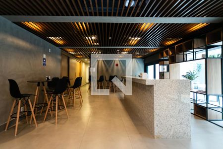 Apartamento para alugar com 32m², 1 quarto e 1 vaga Apartamento para alugar com 32m², 1 quarto e 1 vagaÁrea comum - Salão de festas