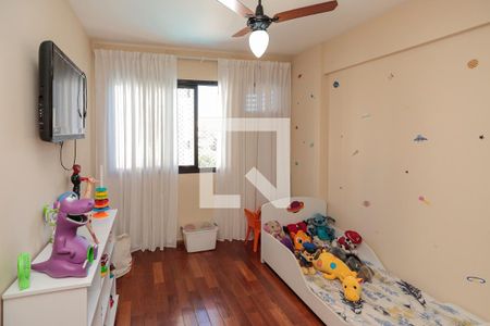Apartamento à venda com 120m², 4 quartos e 2 vagasQuarto 2