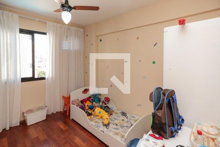 Apartamento à venda com 120m², 4 quartos e 2 vagasQuarto 2