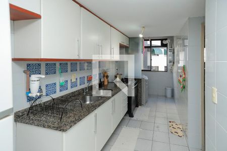 Apartamento à venda com 120m², 4 quartos e 2 vagasCozinha