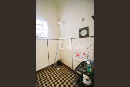 Casa à venda com 150m², 2 quartos e sem vagabanheiro 