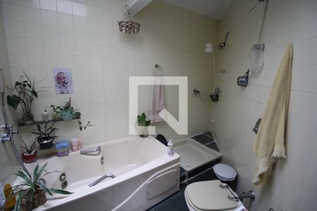 Casa à venda com 500m², 7 quartos e 4 vagasBanheira