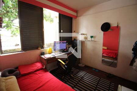 Casa à venda com 500m², 7 quartos e 4 vagasQuarto 3