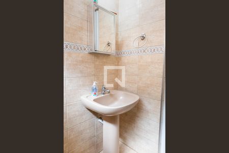 Casa à venda com 126m², 2 quartos e 2 vagasBanheiro 2