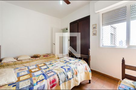Quarto 2 de apartamento para alugar com 2 quartos, 78m² em Embaré, Santos