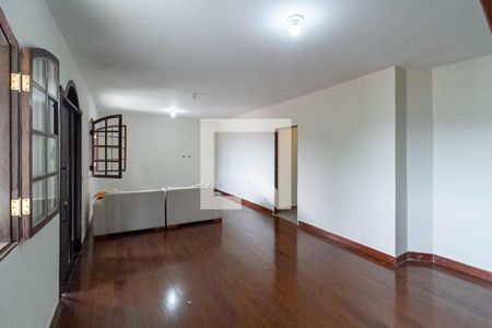 Sala 1 de casa para alugar com 5 quartos, 400m² em Etelvina Carneiro, Belo Horizonte