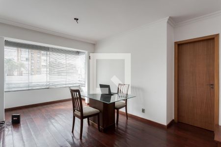 Sala 1 de Apartamento com 2 quartos, 156m² Mont'Serrat