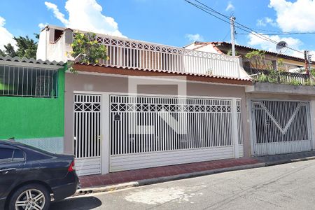 Casa à venda com 316m², 3 quartos e 6 vagasFachada