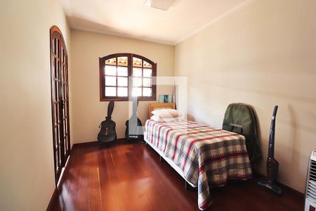 Casa à venda com 316m², 3 quartos e 6 vagasQuarto 2