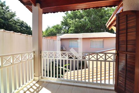 Casa à venda com 316m², 3 quartos e 6 vagasVaranda 