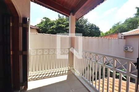 Casa à venda com 316m², 3 quartos e 6 vagasVaranda 