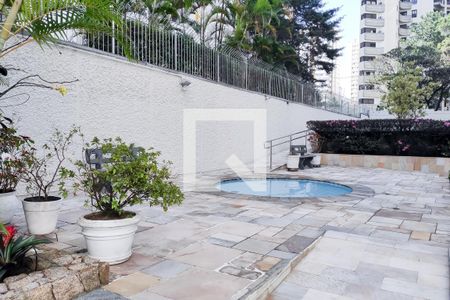 Apartamento para alugar com 375m², 4 quartos e 3 vagasPiscina