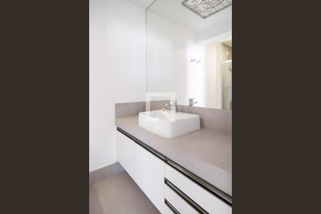 Apartamento para alugar com 375m², 4 quartos e 3 vagasBanheiro Cobertura