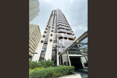 Apartamento à venda com 40m², 1 quarto e 1 vagaFachada