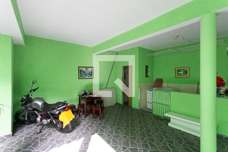 Garagem de casa à venda com 2 quartos, 180m² em Vila Gomes Cardim, São Paulo