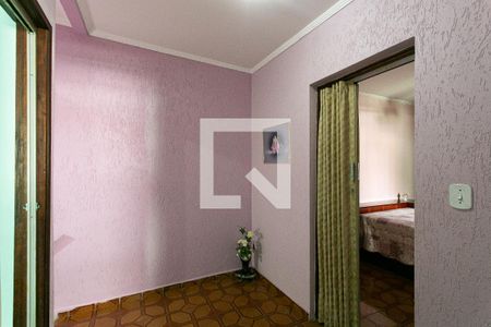 Corredor de casa à venda com 2 quartos, 180m² em Vila Gomes Cardim, São Paulo