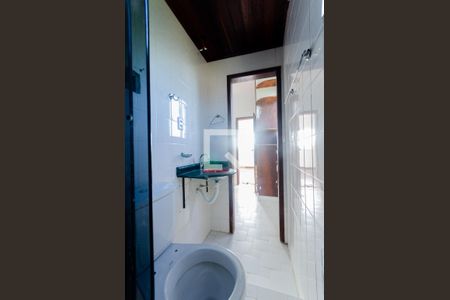 Apartamento para alugar com 70m², 2 quartos e 1 vaga Apartamento para alugar com 70m², 2 quartos e 1 vagaBanheiro da Suíte