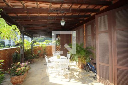 Apartamento à venda com 421m², 4 quartos e 3 vagasCobertura