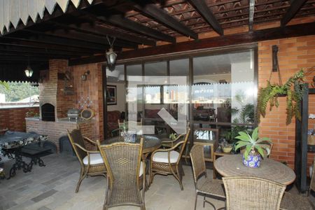 Apartamento à venda com 421m², 4 quartos e 3 vagasChurrasqueira