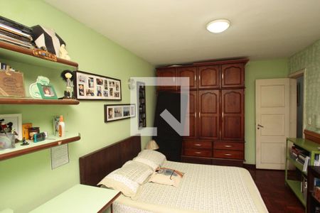 Apartamento à venda com 421m², 4 quartos e 3 vagasQuarto 4
