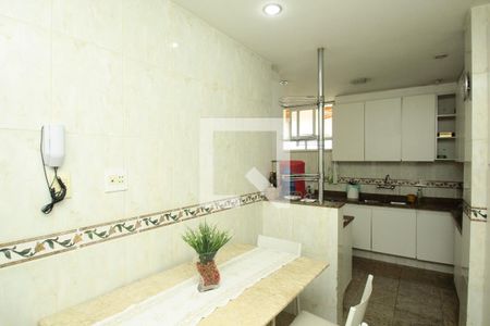 Apartamento à venda com 421m², 4 quartos e 3 vagasCopa