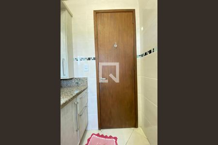 Casa à venda com 130m², 4 quartos e 2 vagasBanheiro 2