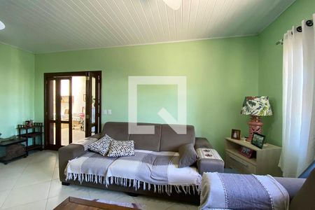 Sala de casa à venda com 4 quartos, 130m² em Ouro Branco, Novo Hamburgo