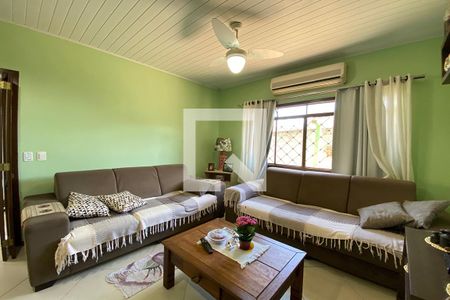 Sala de casa à venda com 4 quartos, 130m² em Ouro Branco, Novo Hamburgo