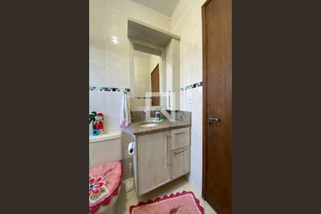 Casa à venda com 130m², 4 quartos e 2 vagasBanheiro 2