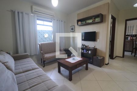 Sala de casa à venda com 3 quartos, 140m² em Ouro Branco, Novo Hamburgo