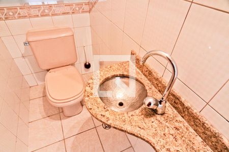 Lavabo de casa à venda com 4 quartos, 300m² em Piqueri, São Paulo