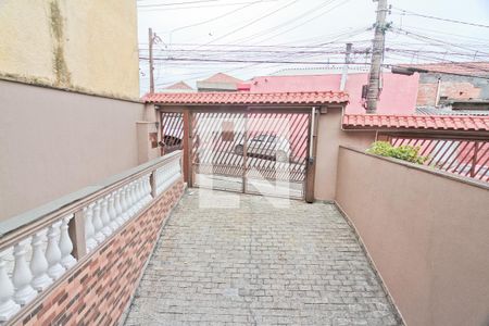 Vista de casa à venda com 4 quartos, 300m² em Piqueri, São Paulo