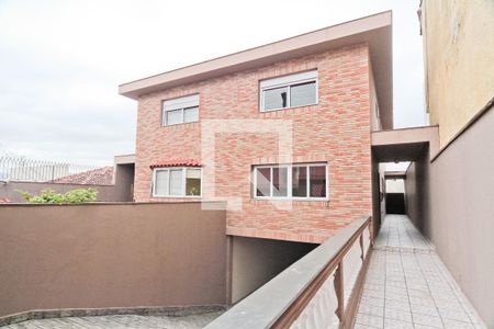 Casa à venda com 300m², 4 quartos e 6 vagas Casa à venda com 300m², 4 quartos e 6 vagasÁrea Externa